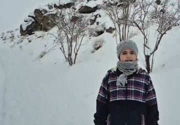 بارش برف و آغاز هیجانی دوباره در مهریز