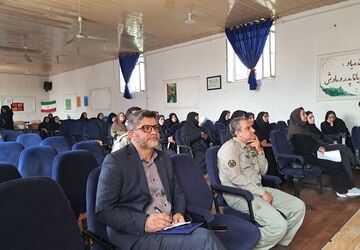 آموزش و توانمندسازی مراقبین سلامت در قائمشهر