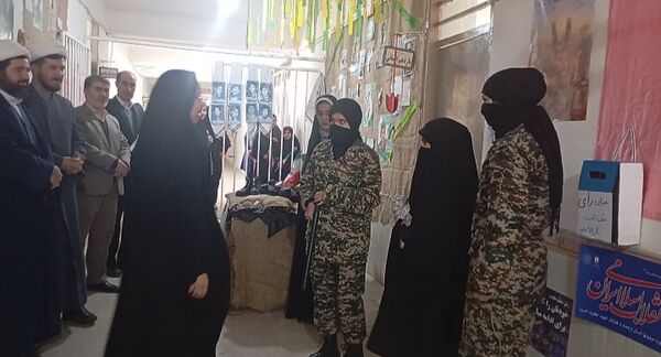 افتتاح مدرسه انقلاب در دبیرستان فضیلت فاروج