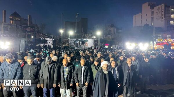 هجدهمین تجمع خون‌خواهی مردم فردیس از رهبر شهیدشان 
