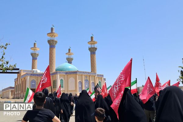 گام‌هایی به وسعت عشق حسینی