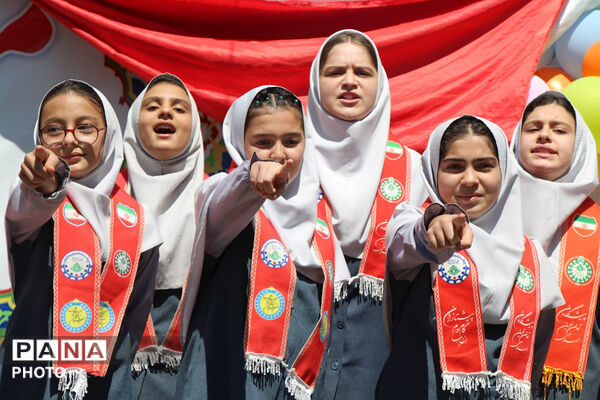 آیین نواختن زنگ سپاس معلم در شهرستان سملقان