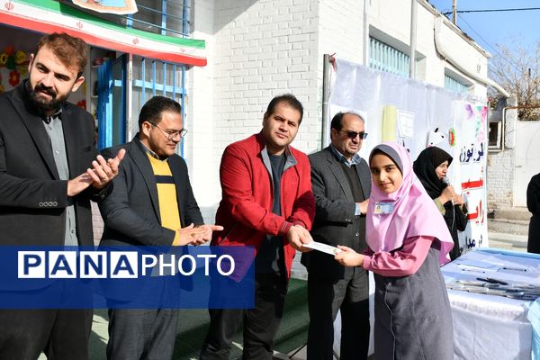 جشن شیر در مدرسه ابتدایی زینب قهرمانی مه‌ولات