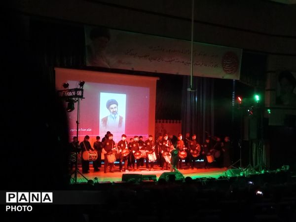 مراسم احیا در شب سوم قدر در فرهنگسرای سیمرغ نیشابور