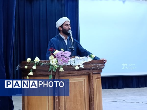 جشن میلاد حضرت زینب(س) و روز پرستار در سالن ارشاد حاجی‌آباد