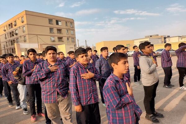 نواختن زنگ هفته بسیج در مدارس شهرستان بهبهان