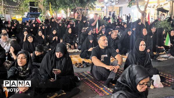 ندای لبیک از صحن دل‌ها تا میدان نبرد