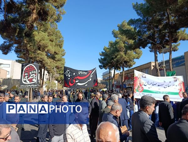 فریاد استقلال و آزادی در طنین ۱۳ آبان در تربت حیدریه