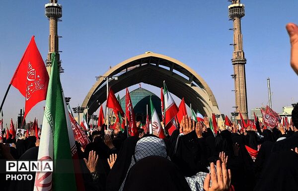 از سجاده های نور تا اوج بدرقه؛وداعی که آسمان را به ماتم نشاند