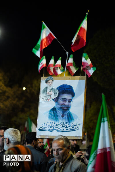 حماسه حضور فرهنگیان و دانش‌آموزان کرمانشاه در موکب «نحن المنتقمون» ناحیه یک