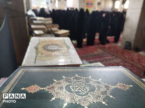 نماز  عبادی سیاسی جمعه نیشابور در روز ولادت حضرت زینب (س) و روز پرستار 