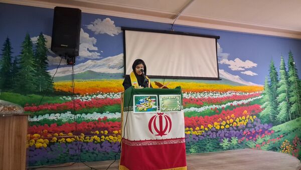 جشنواره دهه فجر مدرسه‌ای