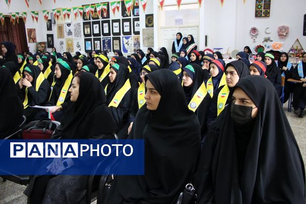 همایش «یاوران انقلاب» پیشتازان هنرستان شهریار تبریز