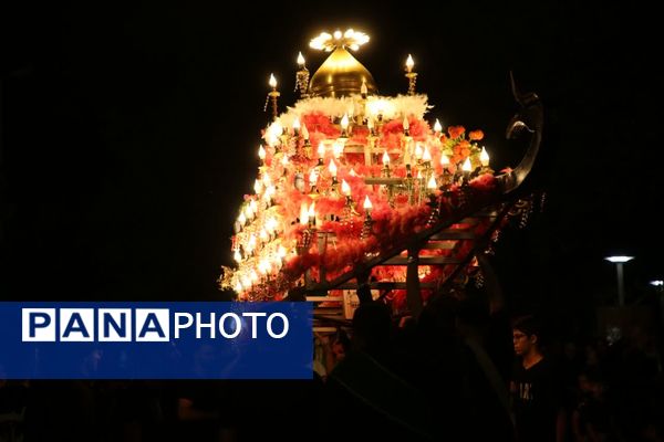 آیین «مشعل گردانی» نجفی‌های مقیم قم