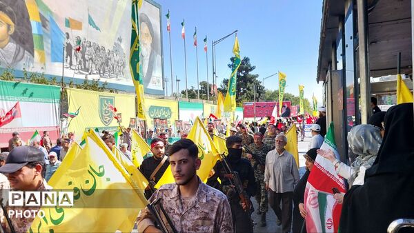 حماسه خونخواهی رهبر شهید در تهران با حضور ۳۱۳ هزار جانفدای ایران