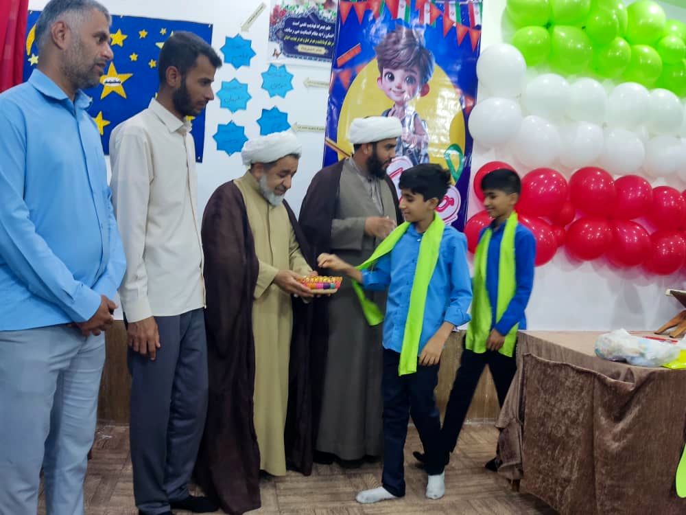 «جشن عاطفه ها» در جاسک 