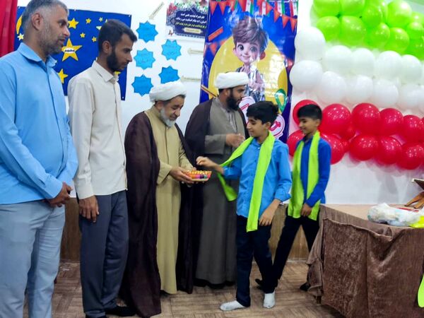 «جشن عاطفه ها» در جاسک 