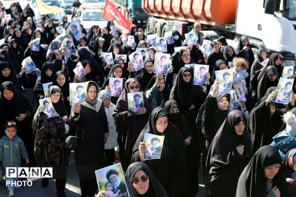 تجدید عهد با آرمان های رهبر شهید انقلاب در نماز جمعه فشافویه