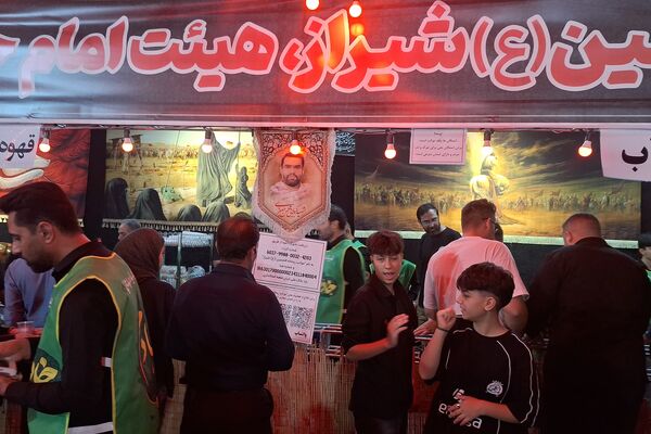 موکب‌های عزاداری شیراز پذیرای میهمانان کوچک ابا عبدالله
