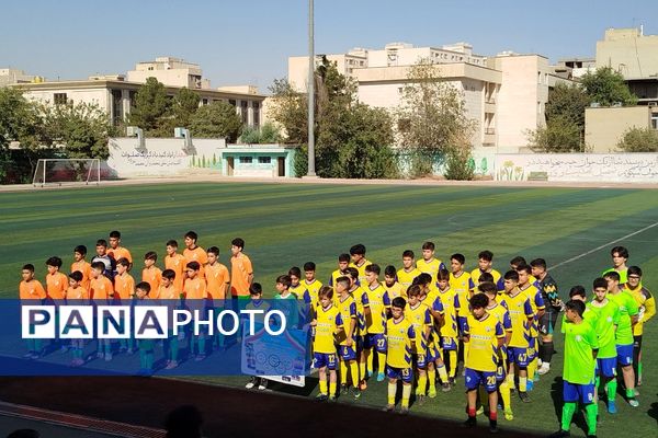 برگزاری مسابقات فوتبال در راستای اجرای «طرح ملی میدان پویا» در ناحیه دو شهرری 