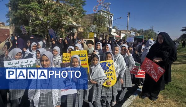 برگزاری راهپیمایی باشکوه ۱۳ آبان در شهرستان بافق 