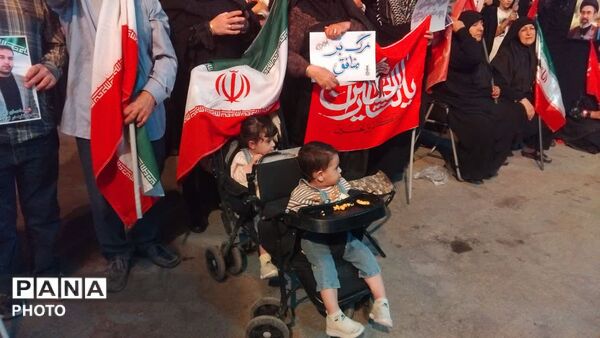 حضور حماسی نورآبادی‌ها در صد و نود و نهمین موج بیعت