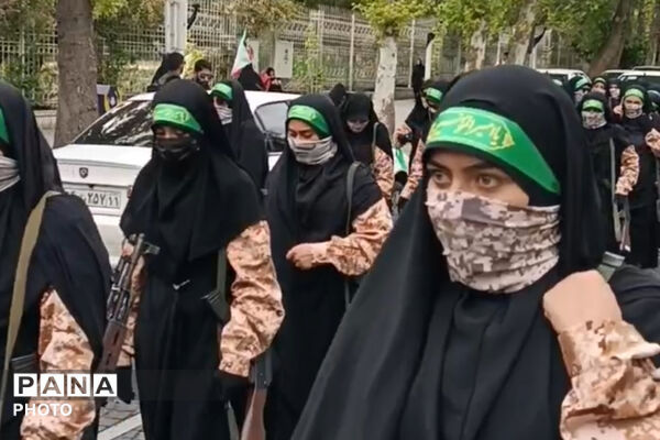اجتماع دختران جان فدای ایران در شیراز