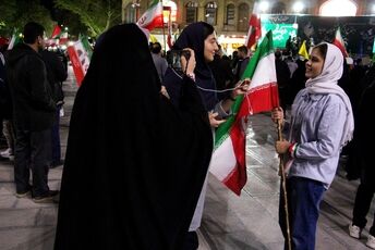 میدان امام خمینی شاهد تجمع باشکوه فرهنگیان و دانش آموزان همدان بود