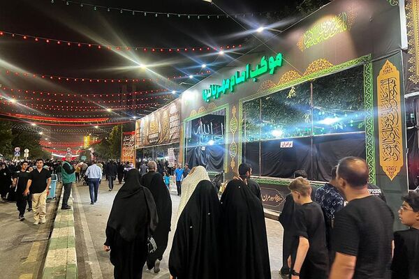 حال و هوای زیبای حرم امام رضا (ع) 