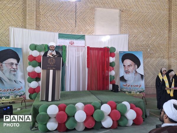«مهر، ایثار و مقاومت» در مدارس منطقه سندرک