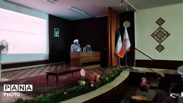 دوره توانمند سازی مربیان پیش‌ دبستانی در بروجرد
