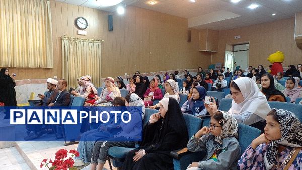 مراسم اختتامیه کلاس‌های اوقات فراغت کانون سمیه