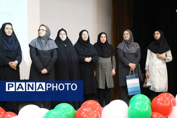 برگزاری اختتامیه چهاردهمین جشنواره نوجوان سالم در همدان