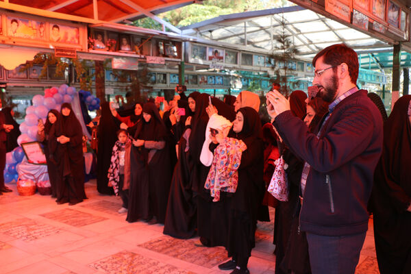 جشن دانش‌آموزی سالروز تولد شهید مهدی هندویان