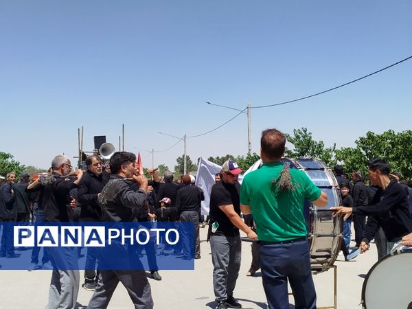 دسته عزاداری ظهر عاشورا در فاروج 