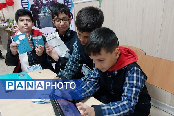 برپایی نمایشگاه طرح جابر ابن حیان در دبستان هیأت امنایی شهید قلنبر ناحیه 2 شهرری 