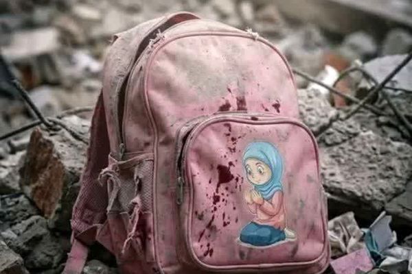 چهل روز پس از حادثه مدرسه میناب؛ همدلی پنهان، محسوس‌تر از همیشه