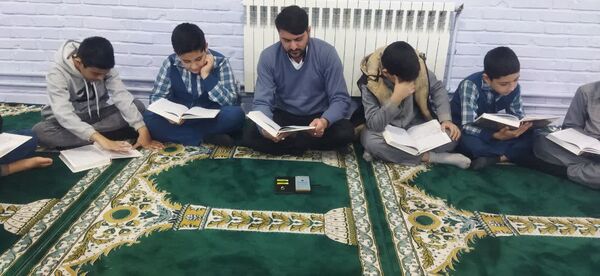 سومین جلسه گفتمان دینی در دبستان پسرانه فضیلت