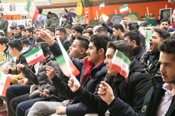 زنگ انقلاب در آذربایجان غربی