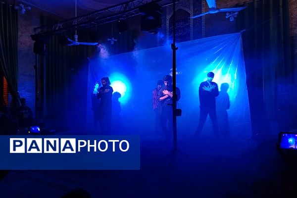 اجرای نمایش سلام همکلاسی در حسینه شهربار نیشابور