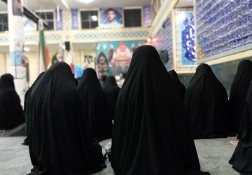 صدای پای محرم به گوش می‌رسد