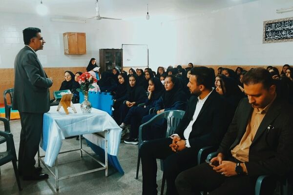 رقص مهارت در دستان دانش‌آموزان زرقانی