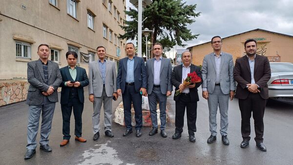 تجدید پیمان با شهدا به مناسبت هفته گرامیداشت مقام معلم