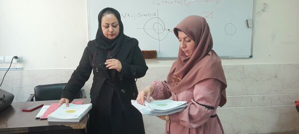 برگزاری آزمون پایش در دبیرستان فرزانگان استعداد درخشان شهرستان ملارد