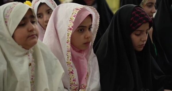 آیین معنوی اعتکاف در مسجد حضرت ابوالفضل (ع) خرم آباد