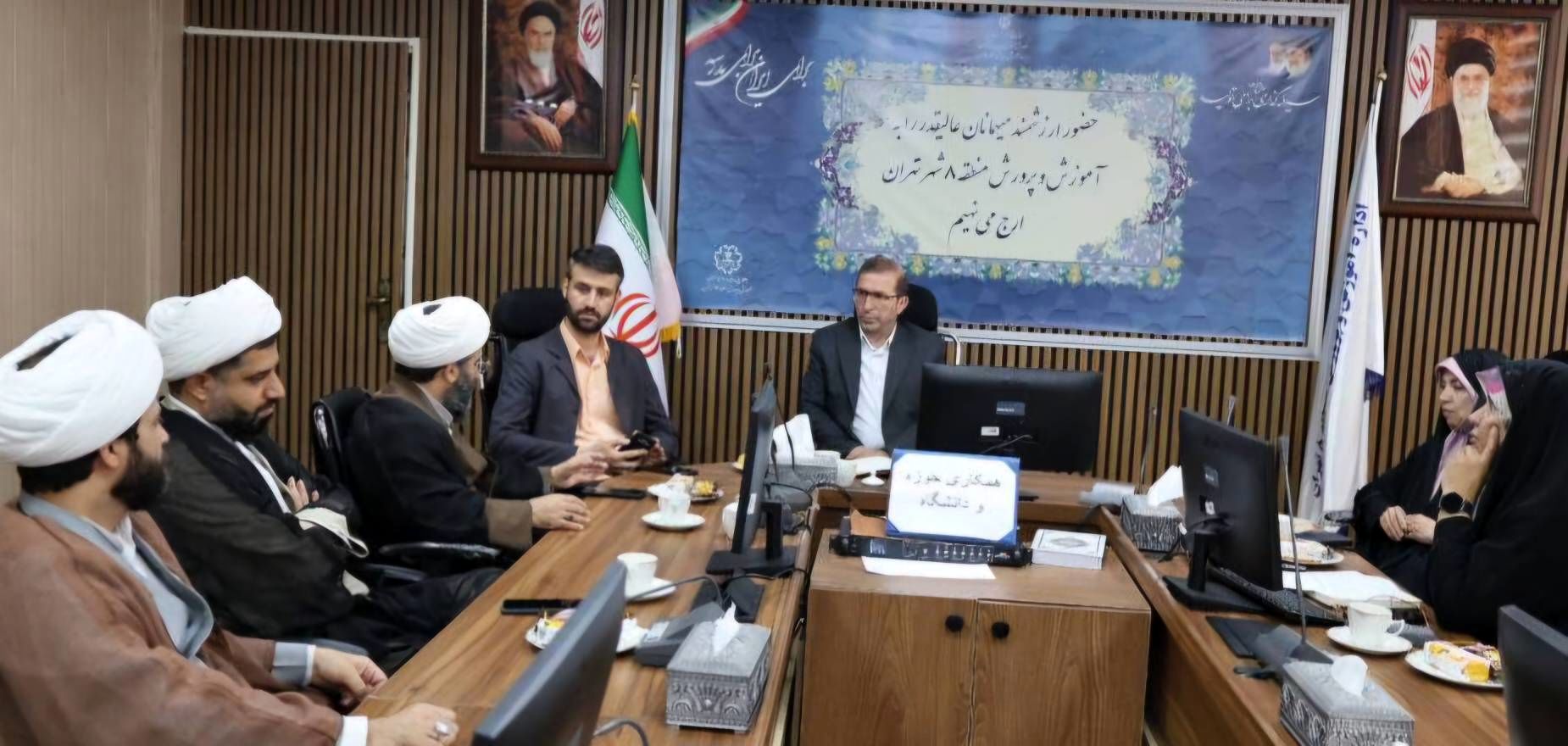 آموزش صرفا بدون تربیت دینی، مسیر پیشرفت جامعه را تضمین نمی‌‌کند