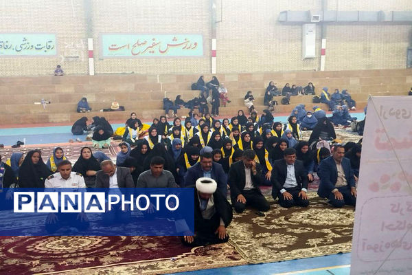 اردوی تمشک دختران شهرستان‌های جنوبی استان بوشهر در کنگان