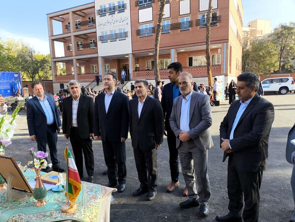 افتتاح هنرستان شهید یاریجانی با حضور یومیکو ایشیکاوا، نماینده سازمان ملل متحد
