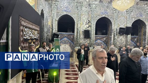 مردم کرج برای شهادت امام صادق (ع) یکپارچه سیاه پوش شدند