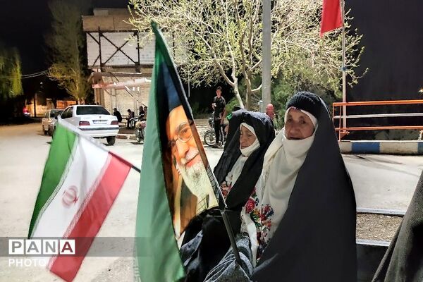 جهاد حضور در خیابان ادامه دارد